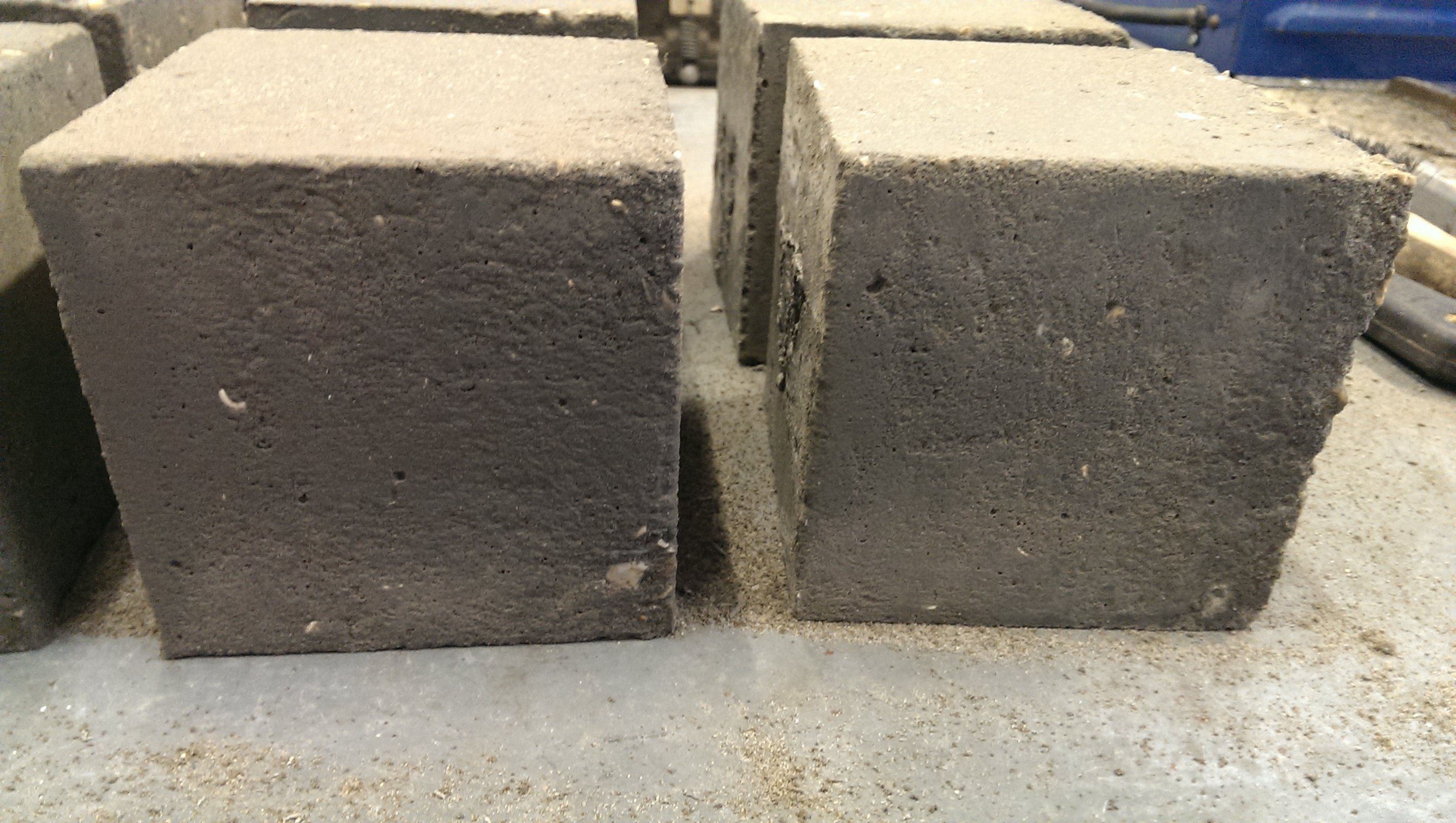 Concrete type. Бетонные кубики для испытаний. Высокопрочный бетон. Сверхпрочный бетон. Бетонный куб.