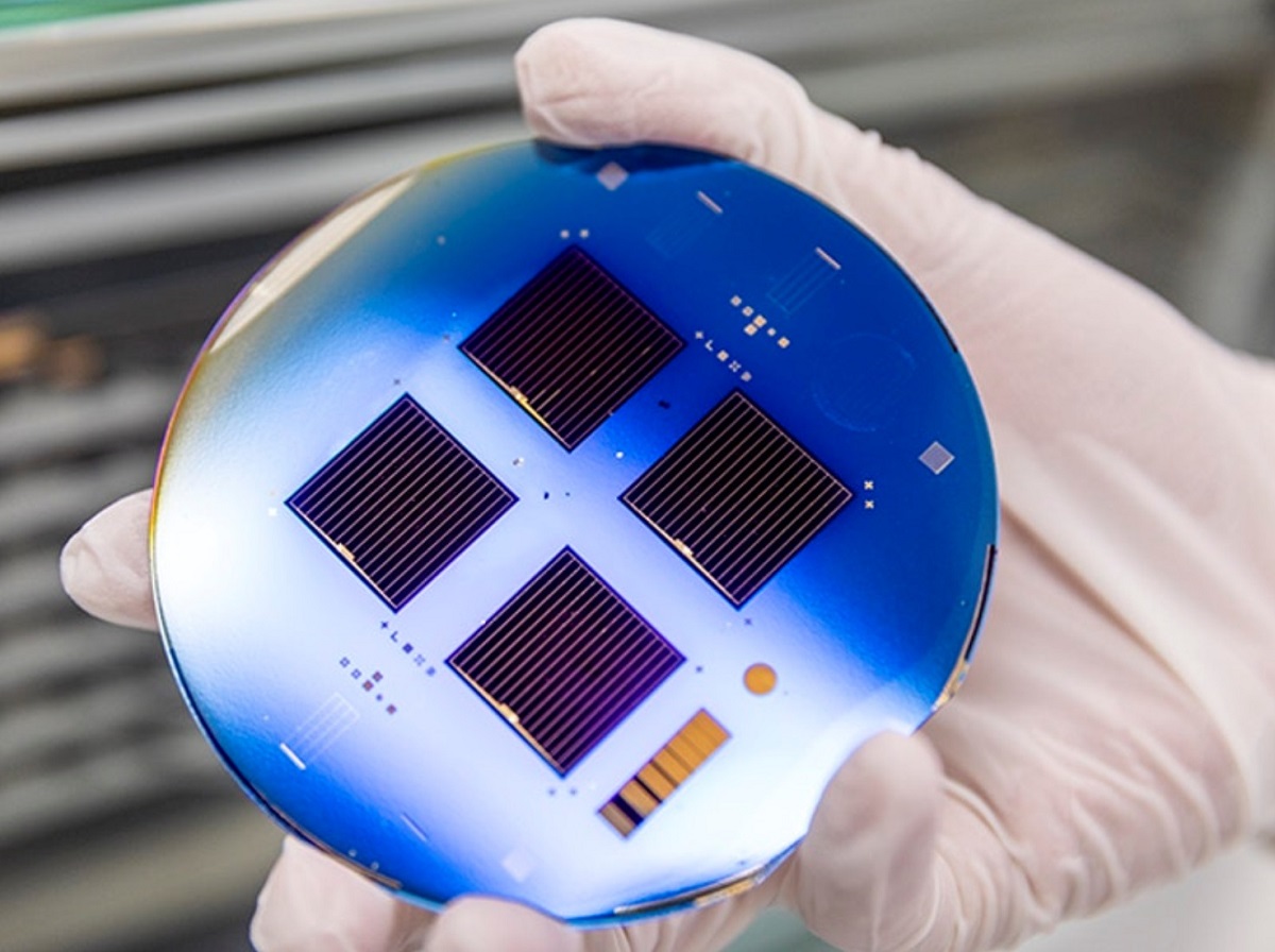 Thin Films For More Efficient Solar Cells PlasticStar